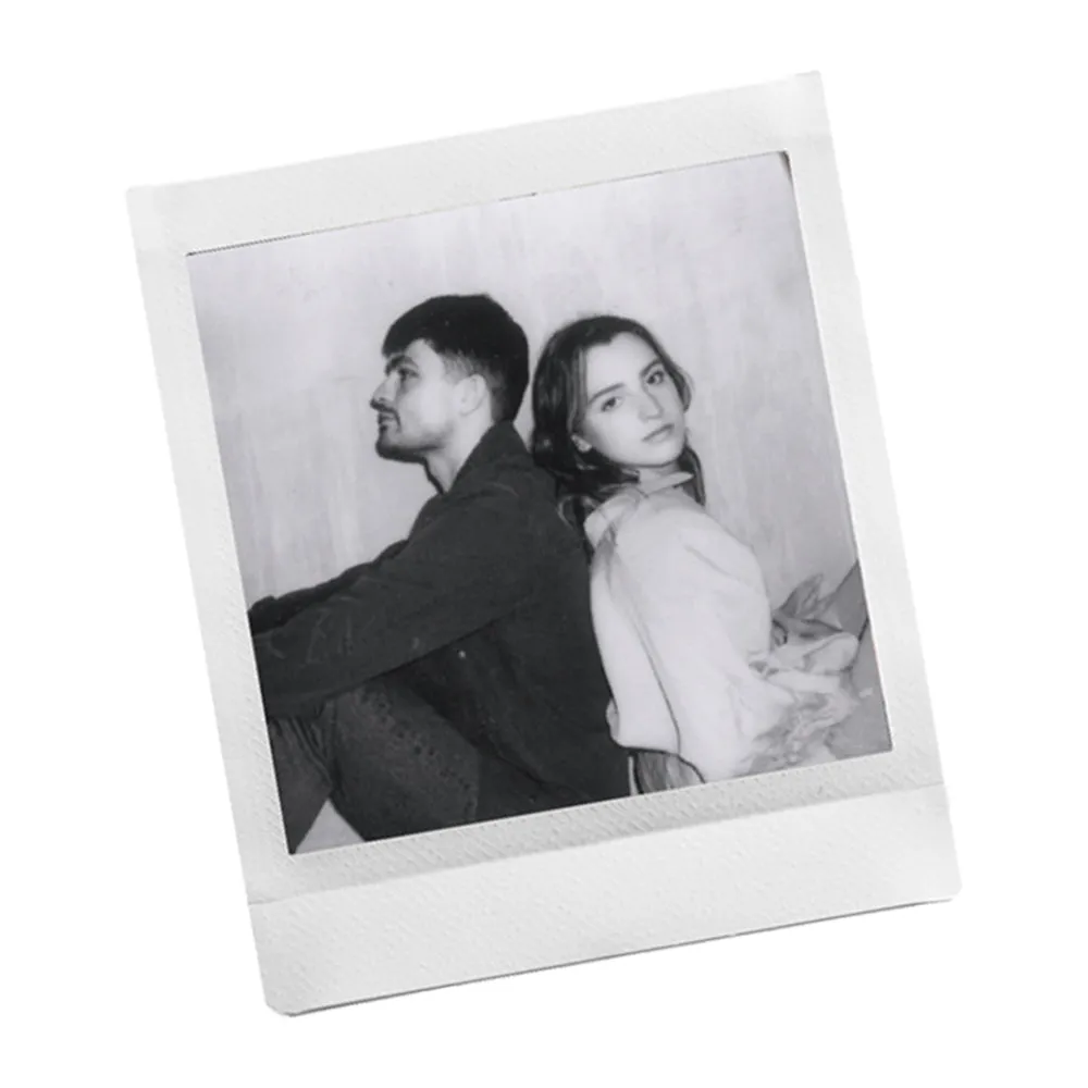 Película Instax Square Monochrome