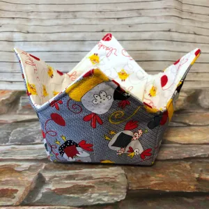 Portable Yarn Bowl - Knittin’ Chickens