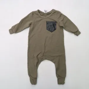 Posh & Cozy - Romper (12-18M) *wash wear
