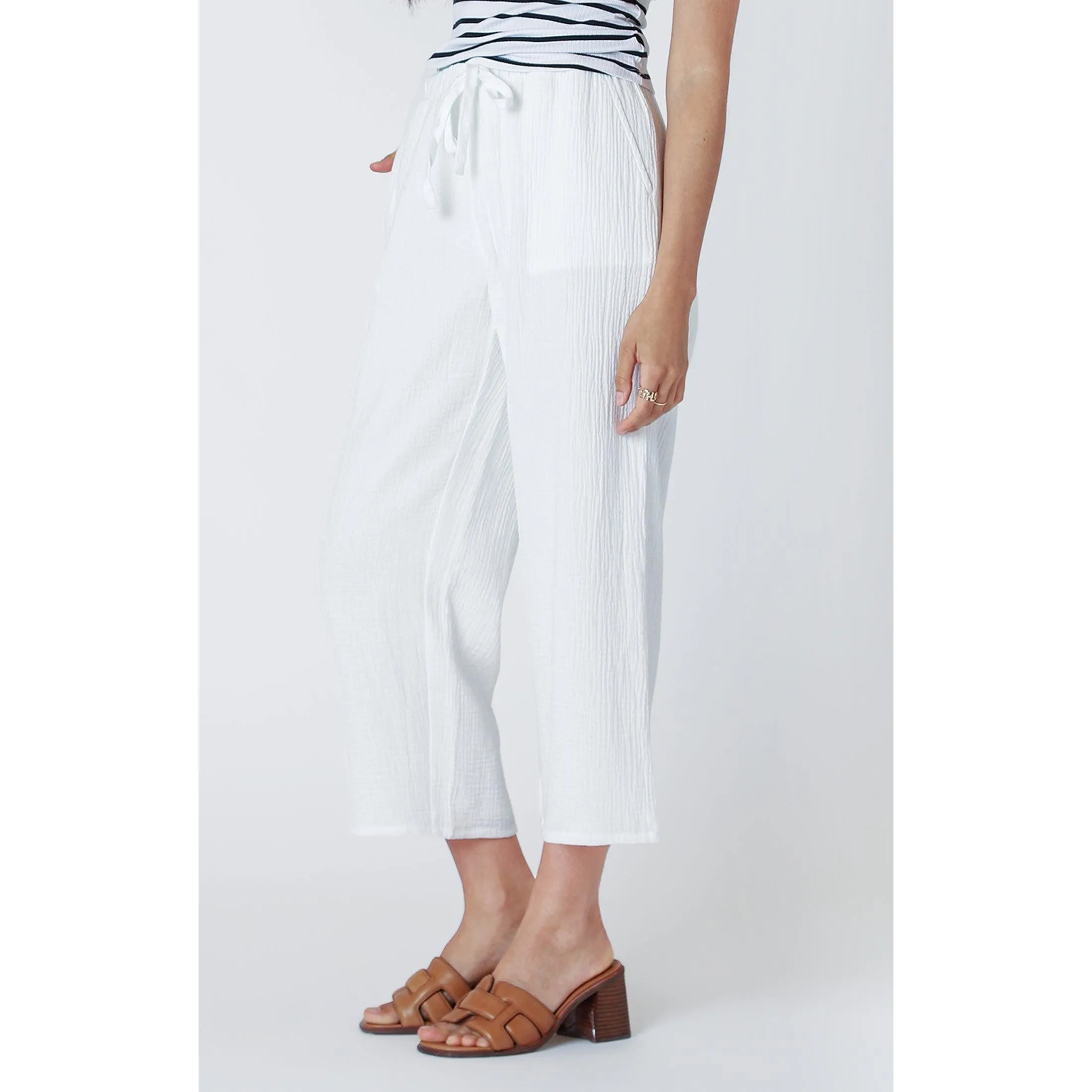 PULL ON TEXTURED PANT