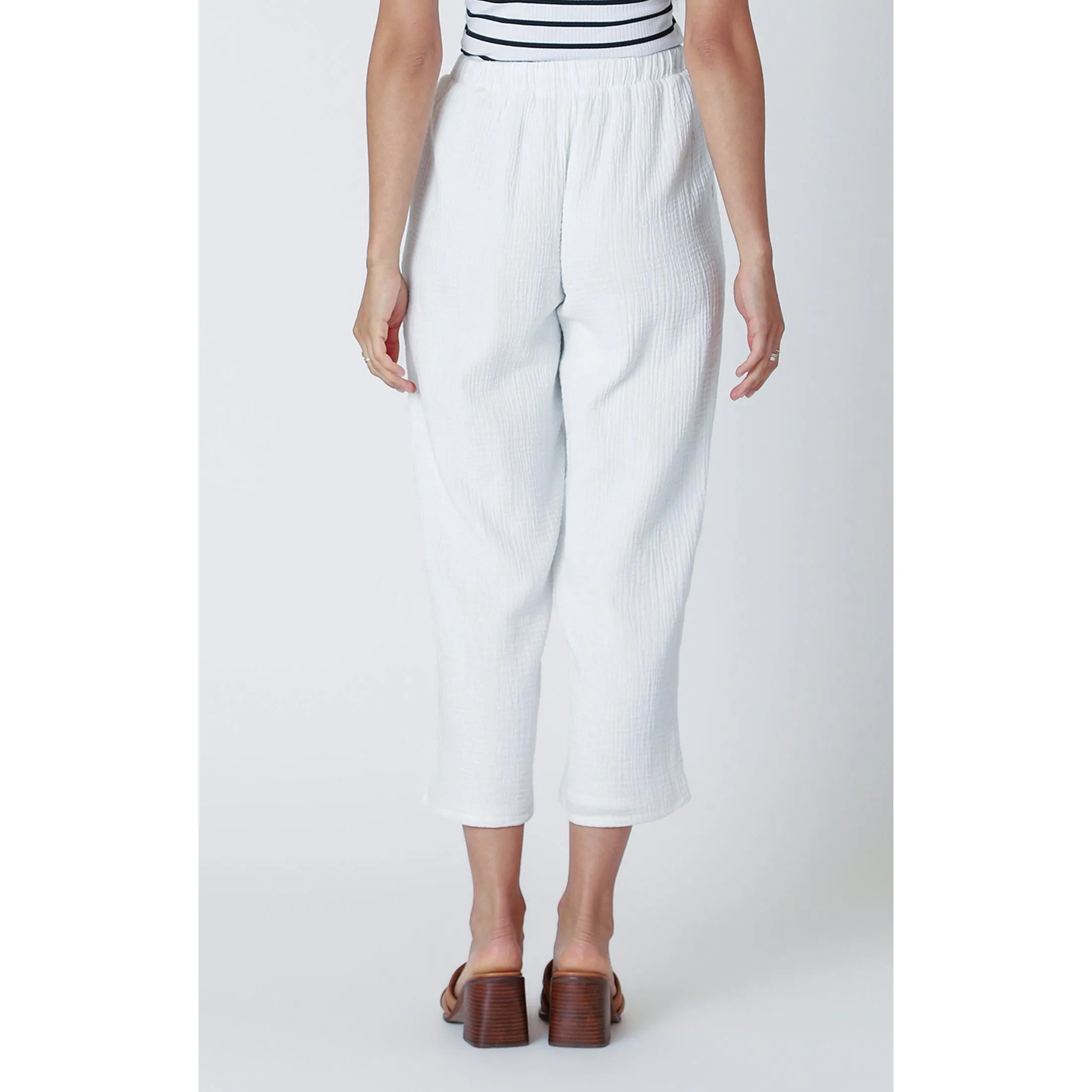 PULL ON TEXTURED PANT