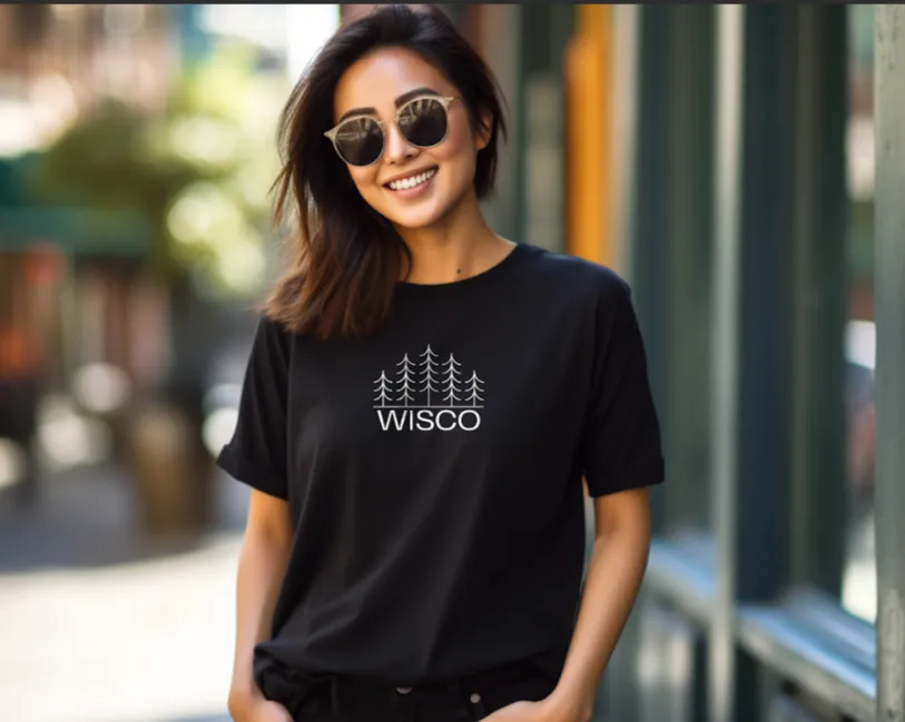 "Wisco" Relaxed Fit Crew Unisex T-Shirt