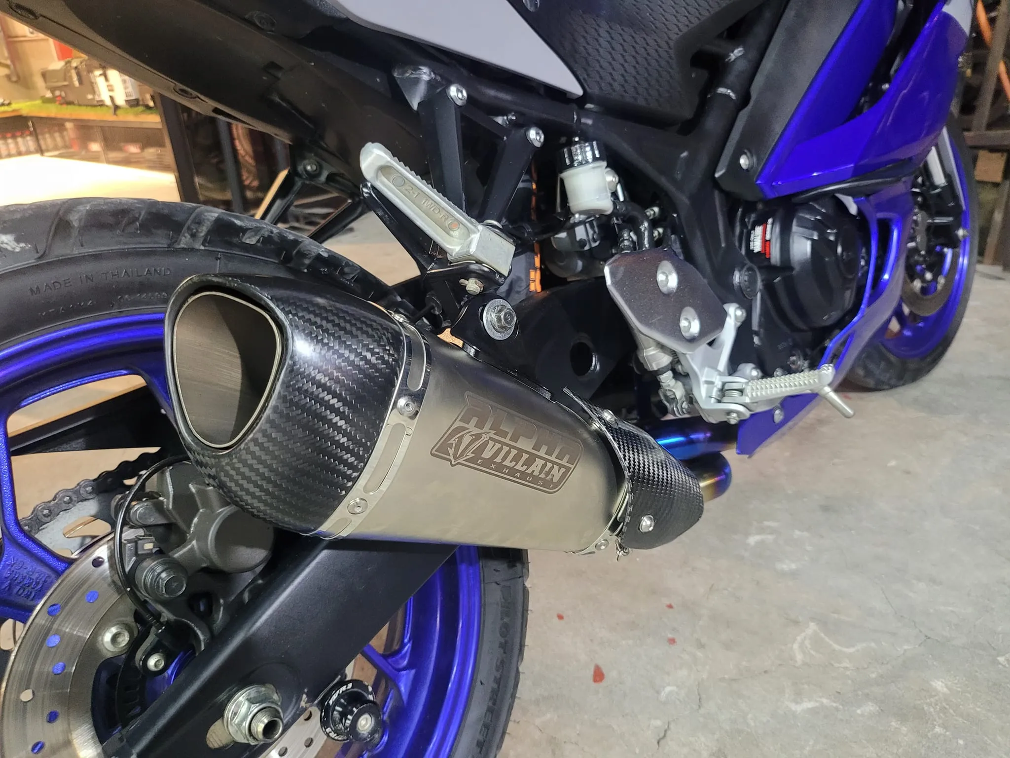 R3 TWISTED OUT ELBOW TITANIUM (IMPORTED)