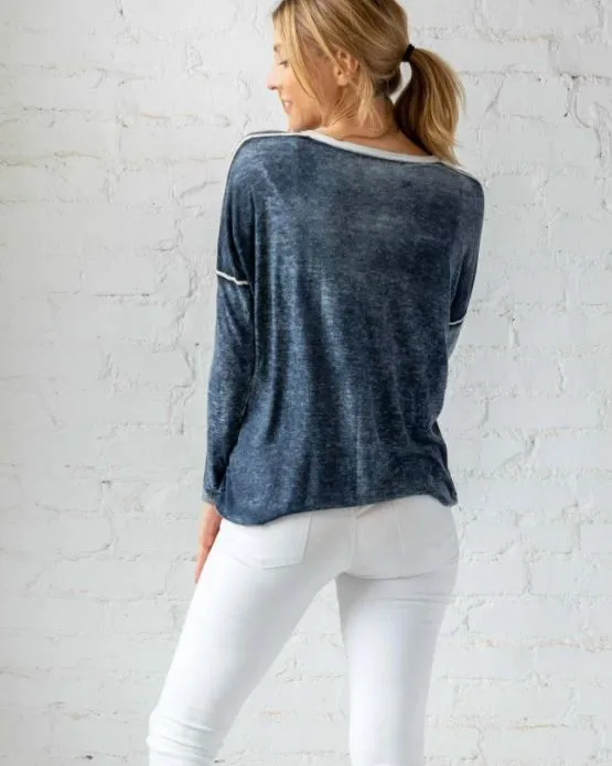 Relaxed Essential Tee