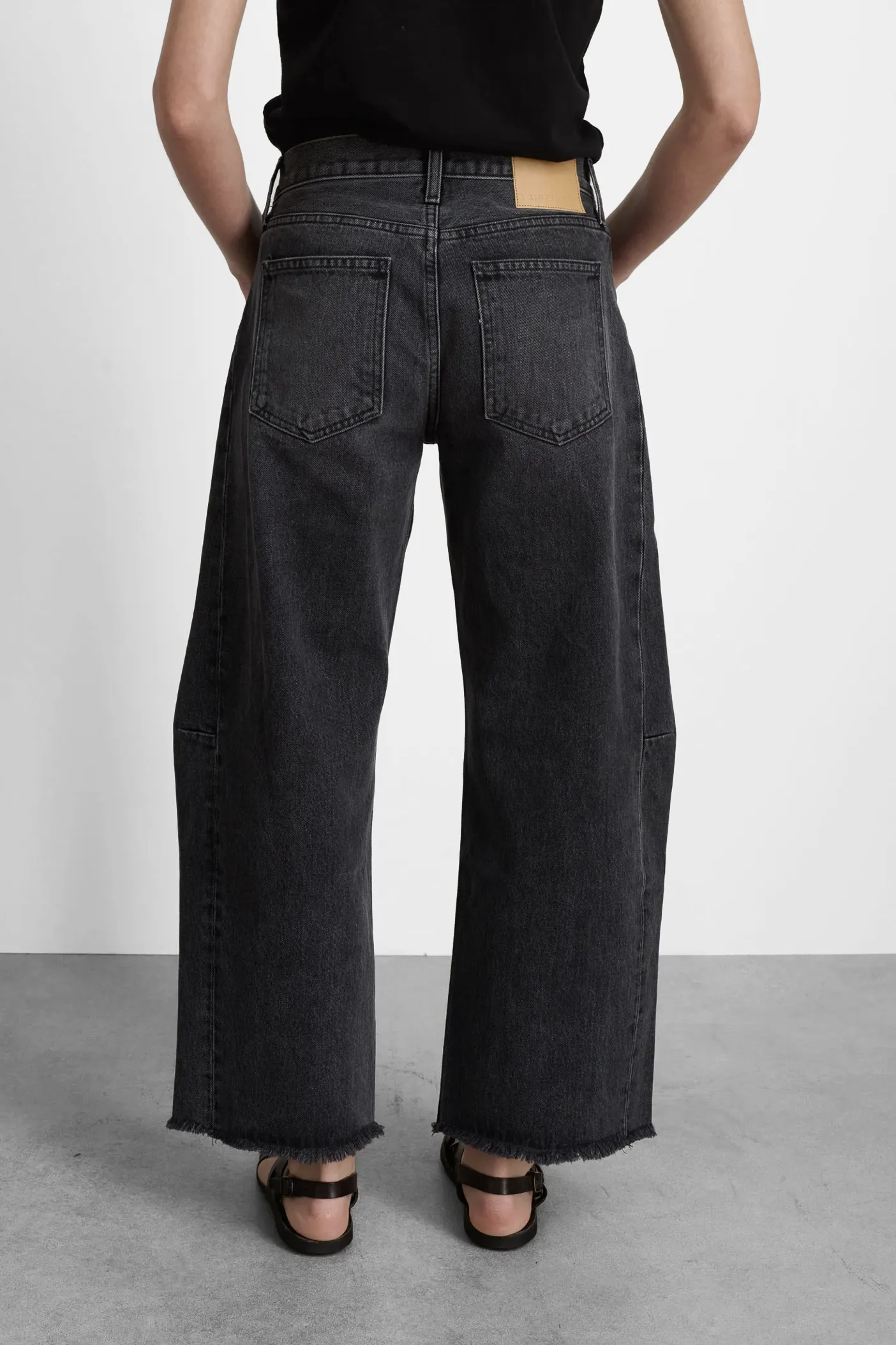 Relaxed Lasso Jean in Stil Black
