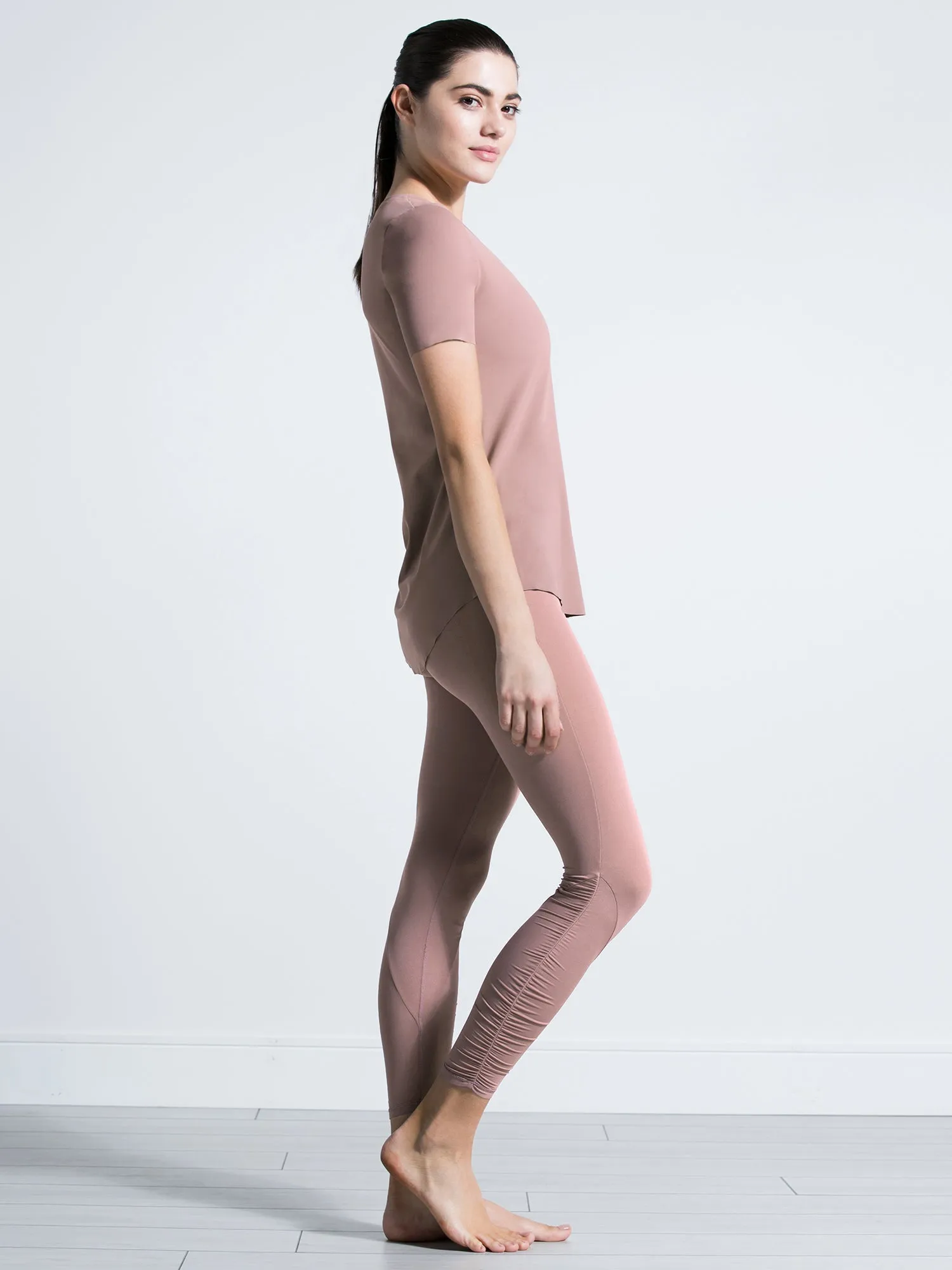 RELAXED NUDE TEE, ASH MAUVE