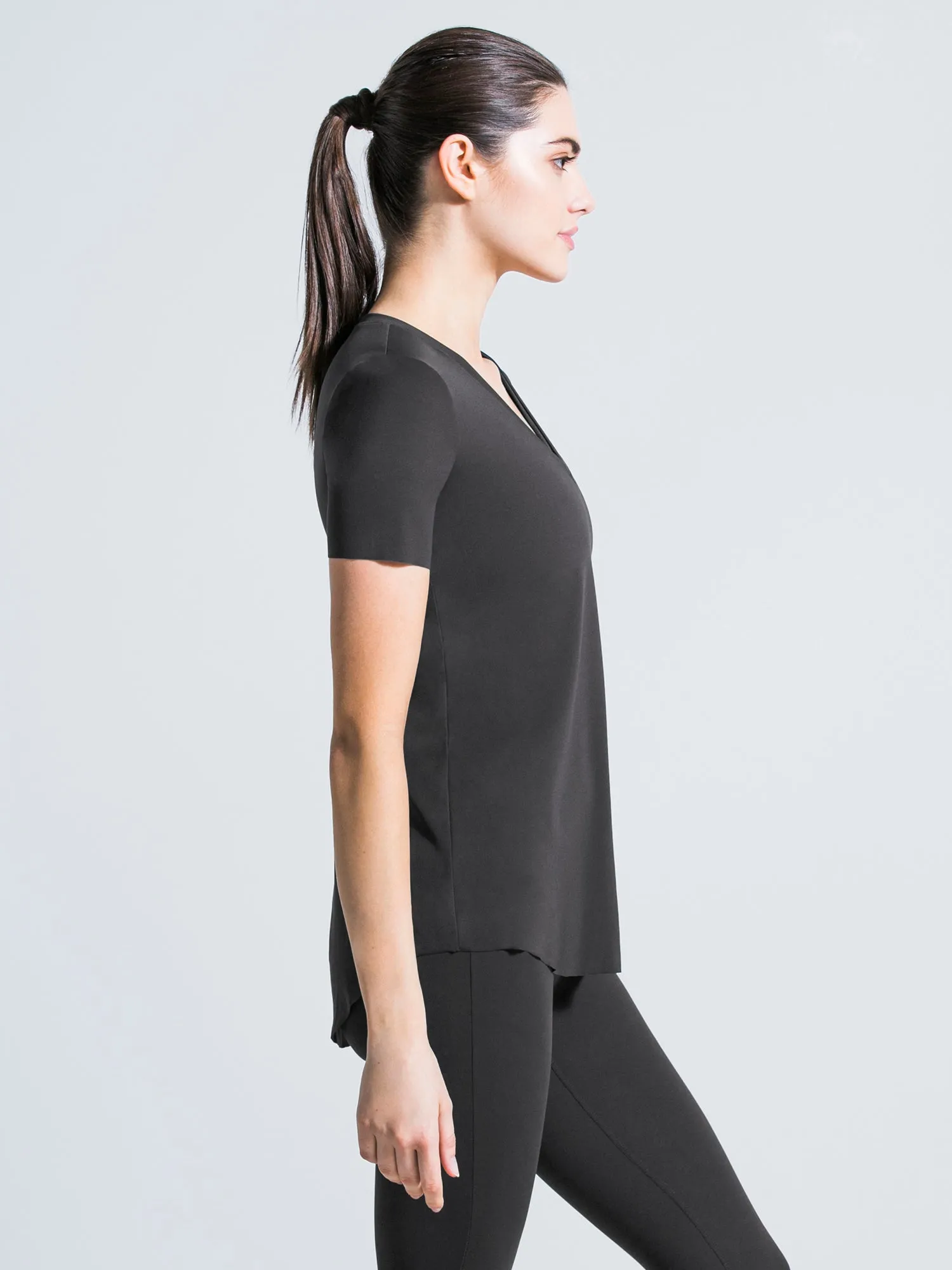 RELAXED NUDE TEE