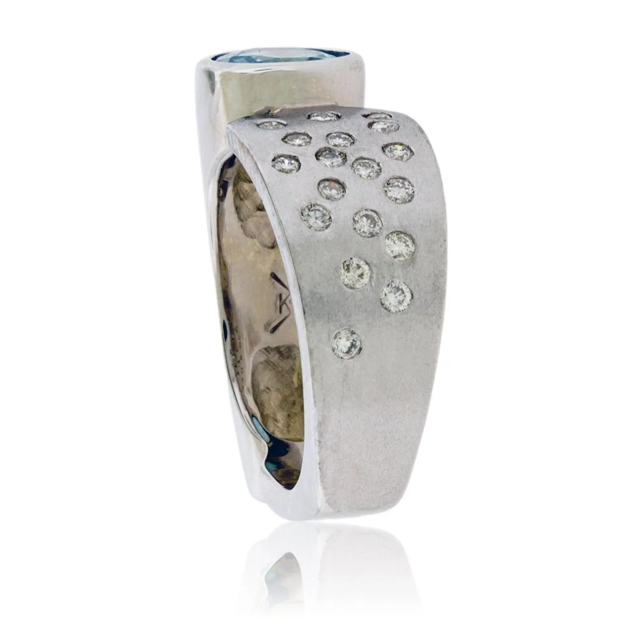 Round Blue Zircon, Diamond Flush Set, Barrel Style Ring