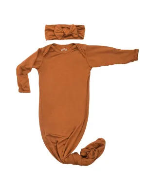 Saddle Newborn Knotted Gown Set