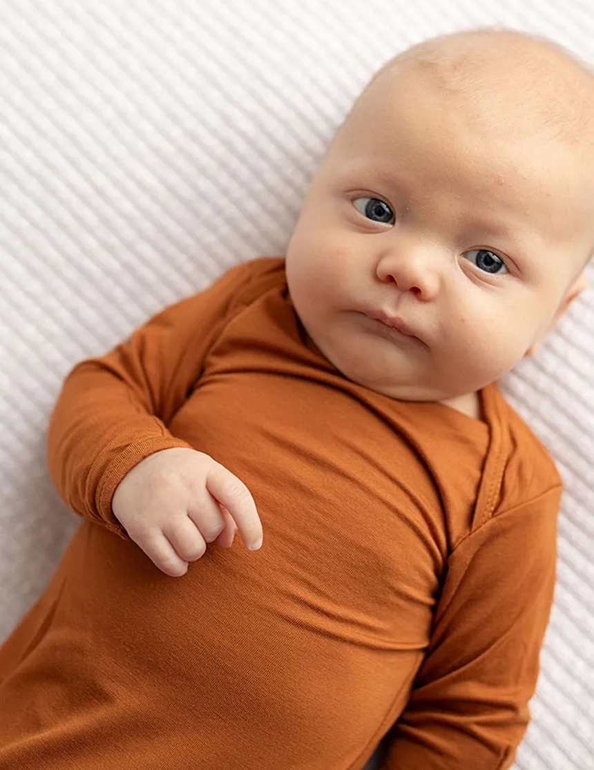 Saddle Newborn Knotted Gown Set