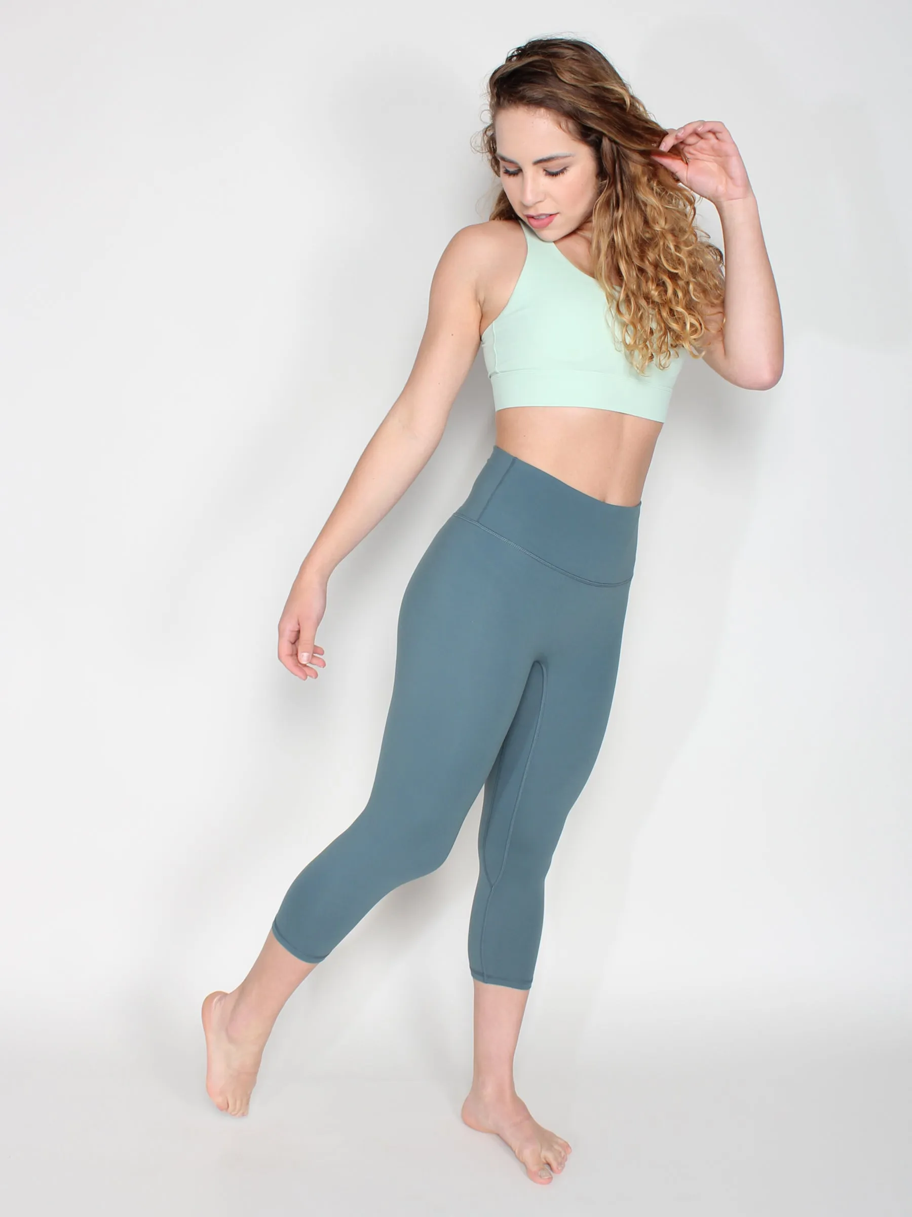Seamless Front Capri - Aegean Green