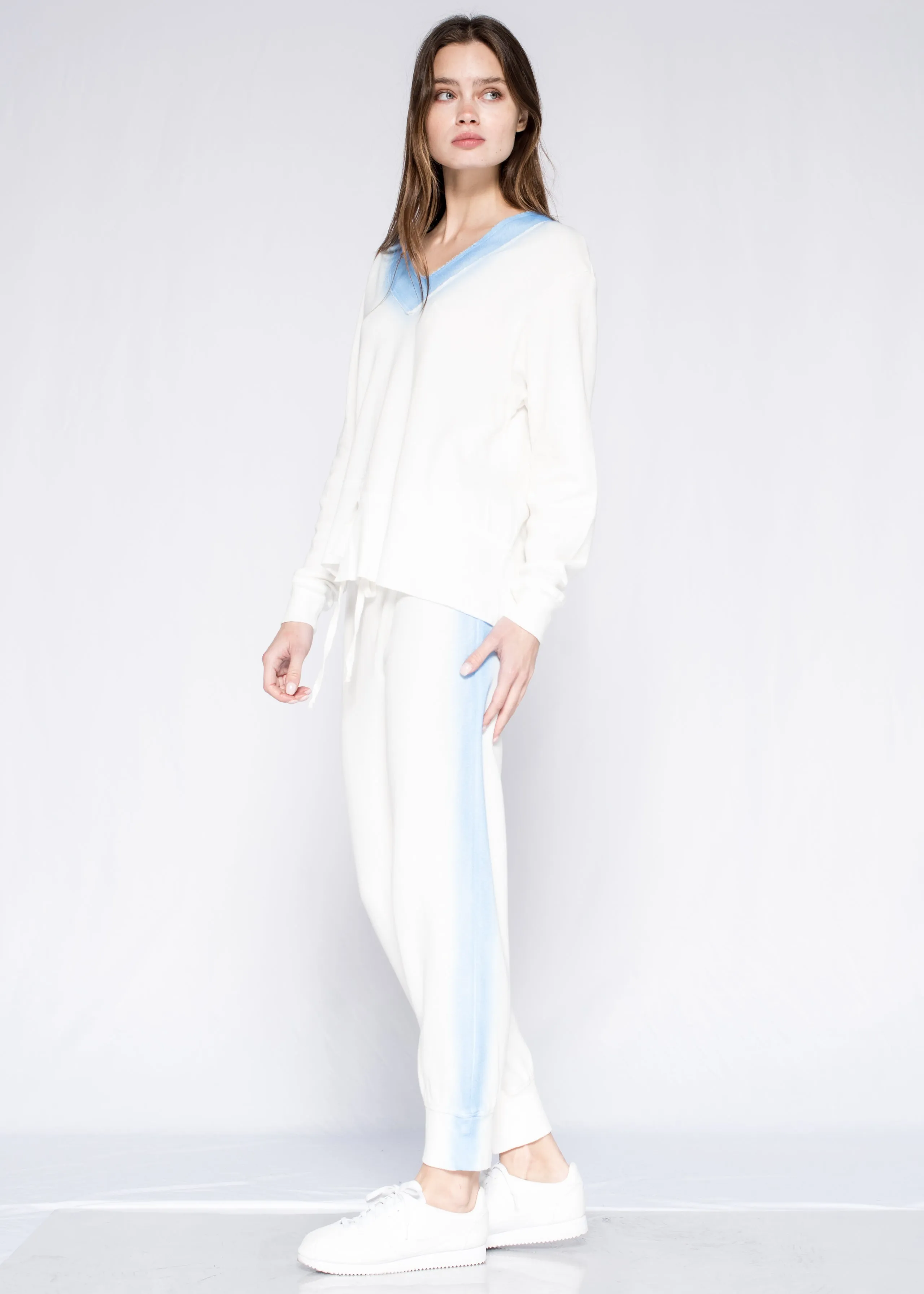 Shifted Hem Sweatshirt Solid V-Neck Sprayed