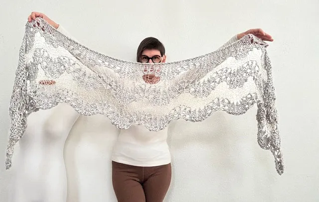 Shining shawl