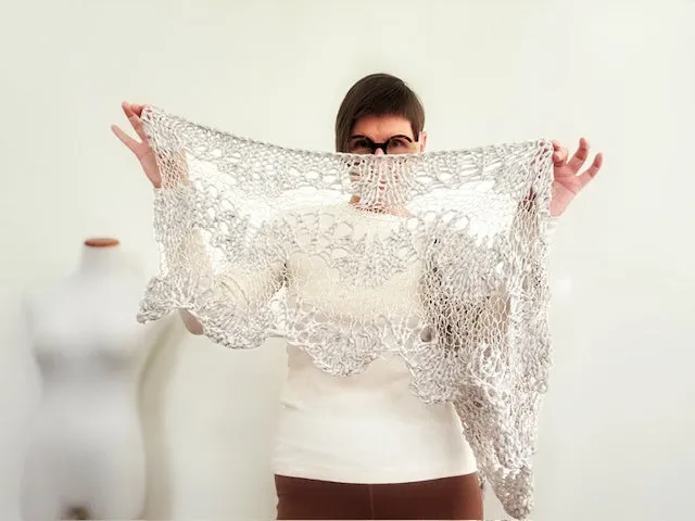 Shining shawl