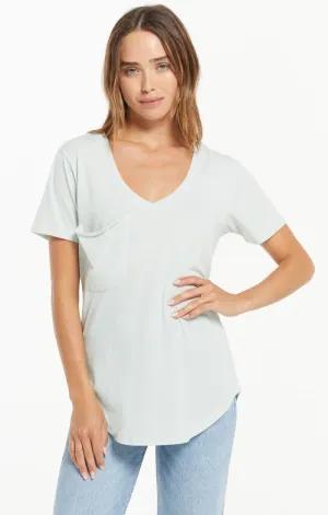 Short sleeve pocket tee in sky grey