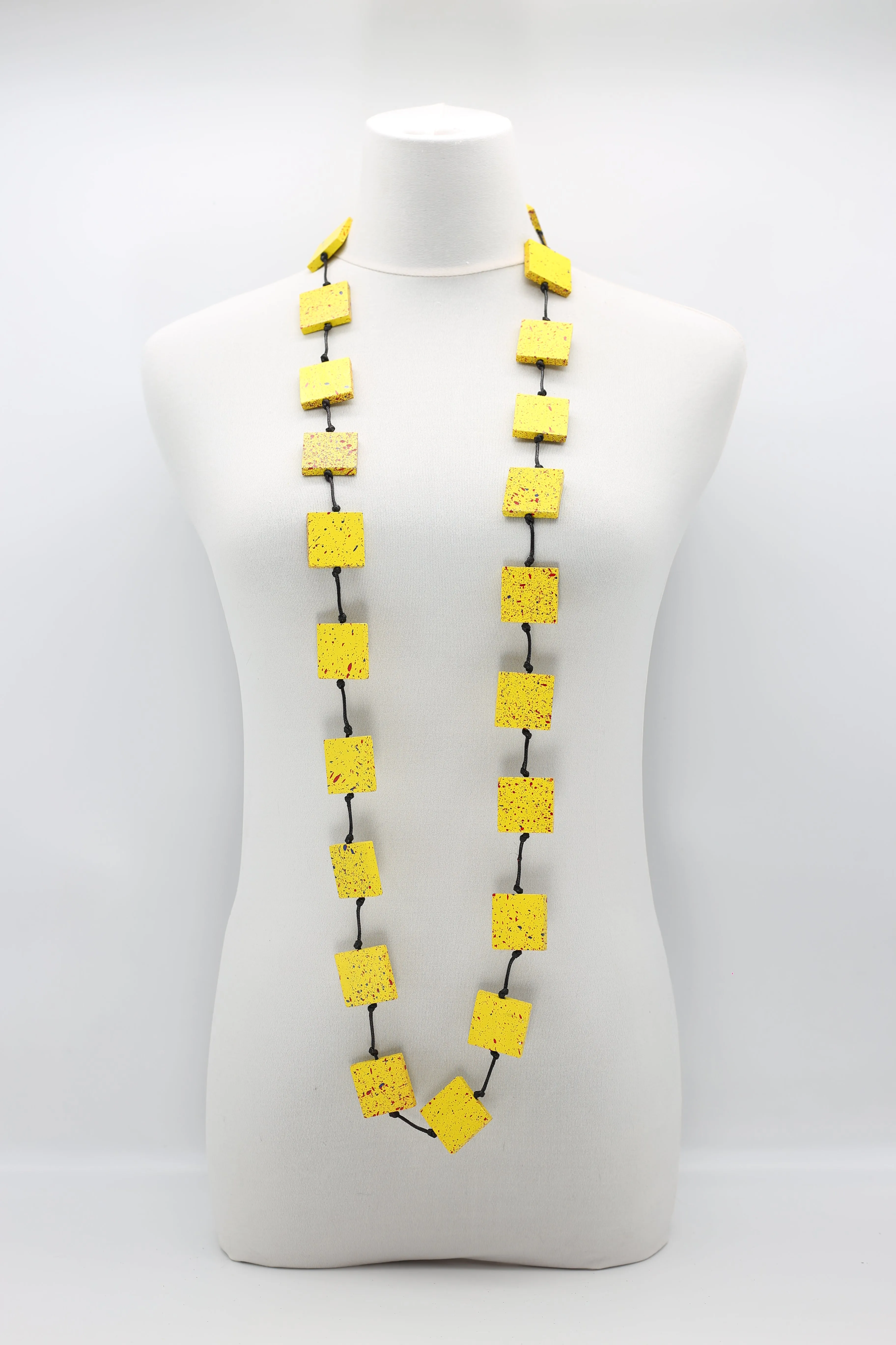 SINGLE RECYCLED WOOD SQUARES NECKLACES YELLOW GRAFFITI
