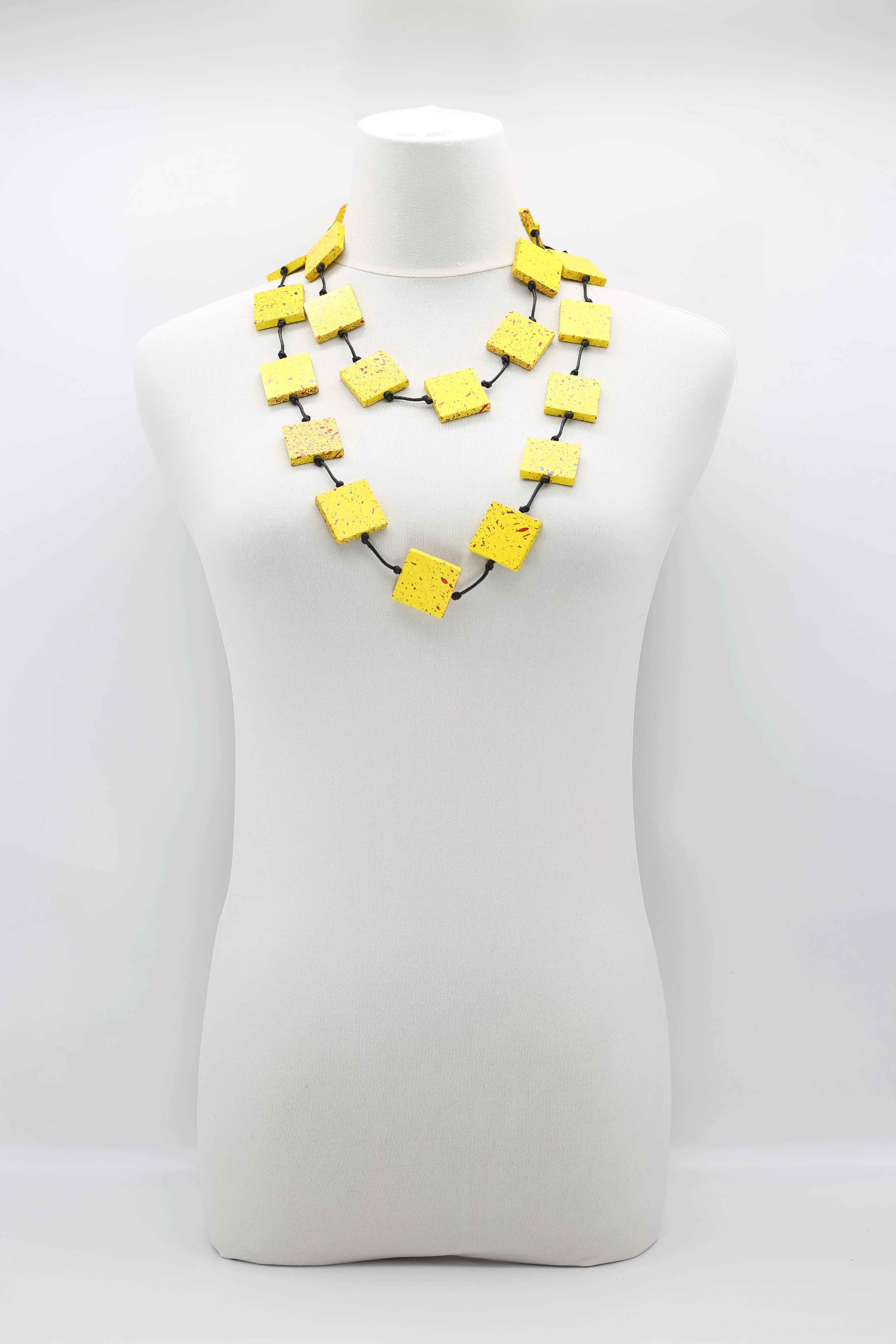 SINGLE RECYCLED WOOD SQUARES NECKLACES YELLOW GRAFFITI