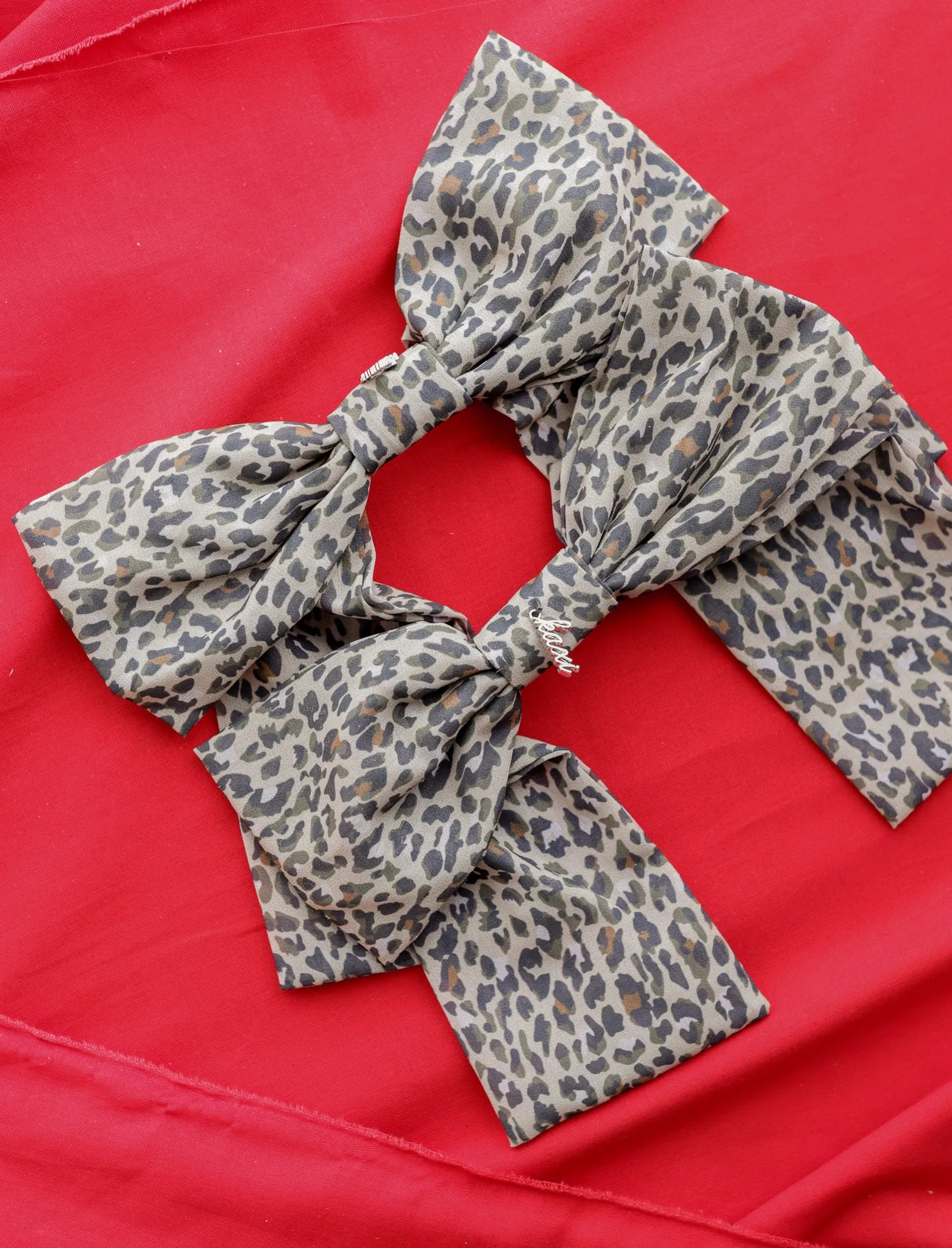 SLOUCHY CHEETAH BOW