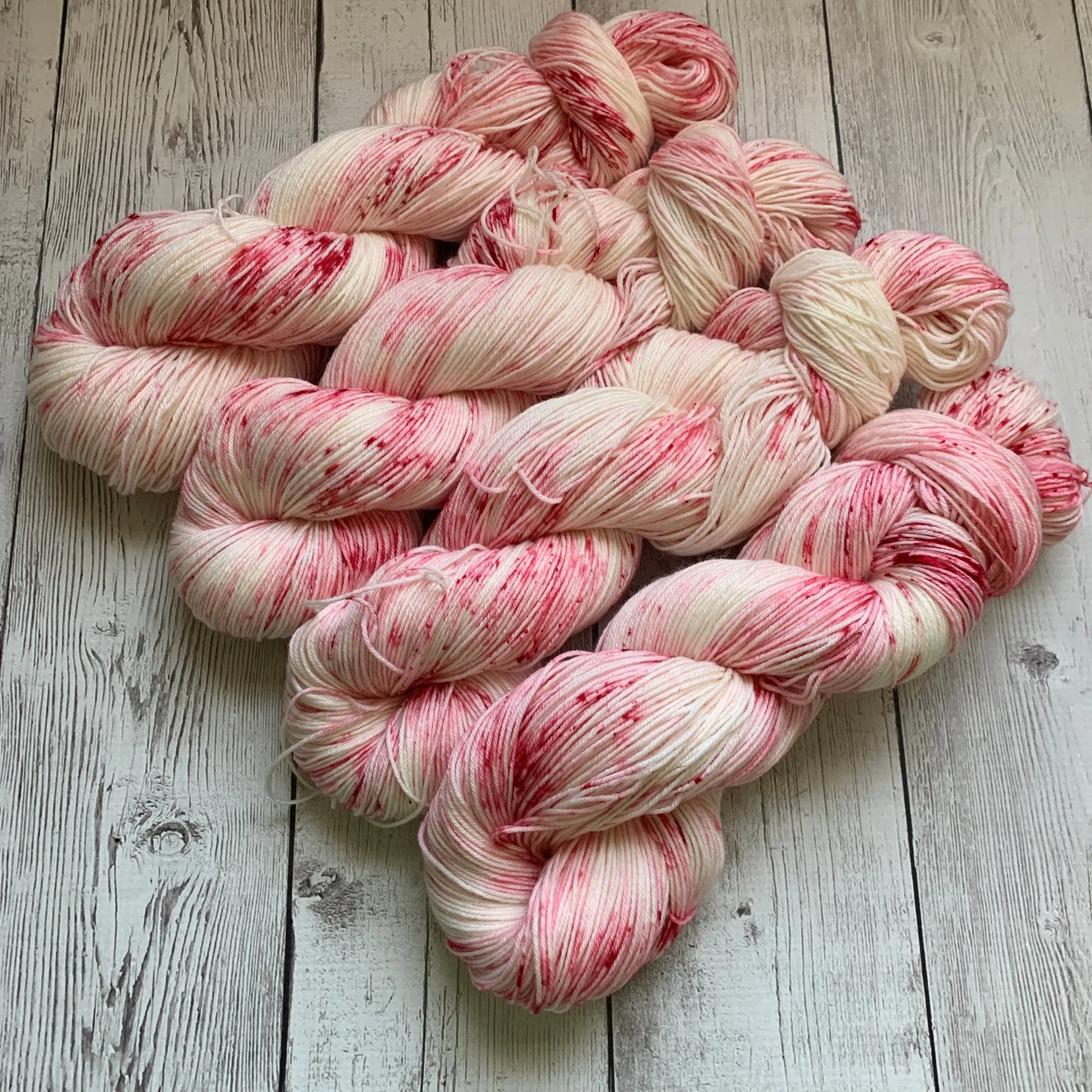 SOCK WEIGHT - RUBY Speckle -  Speckle Dyed - 463 yds 3.5 oz or 20 gr minis RTS (923)