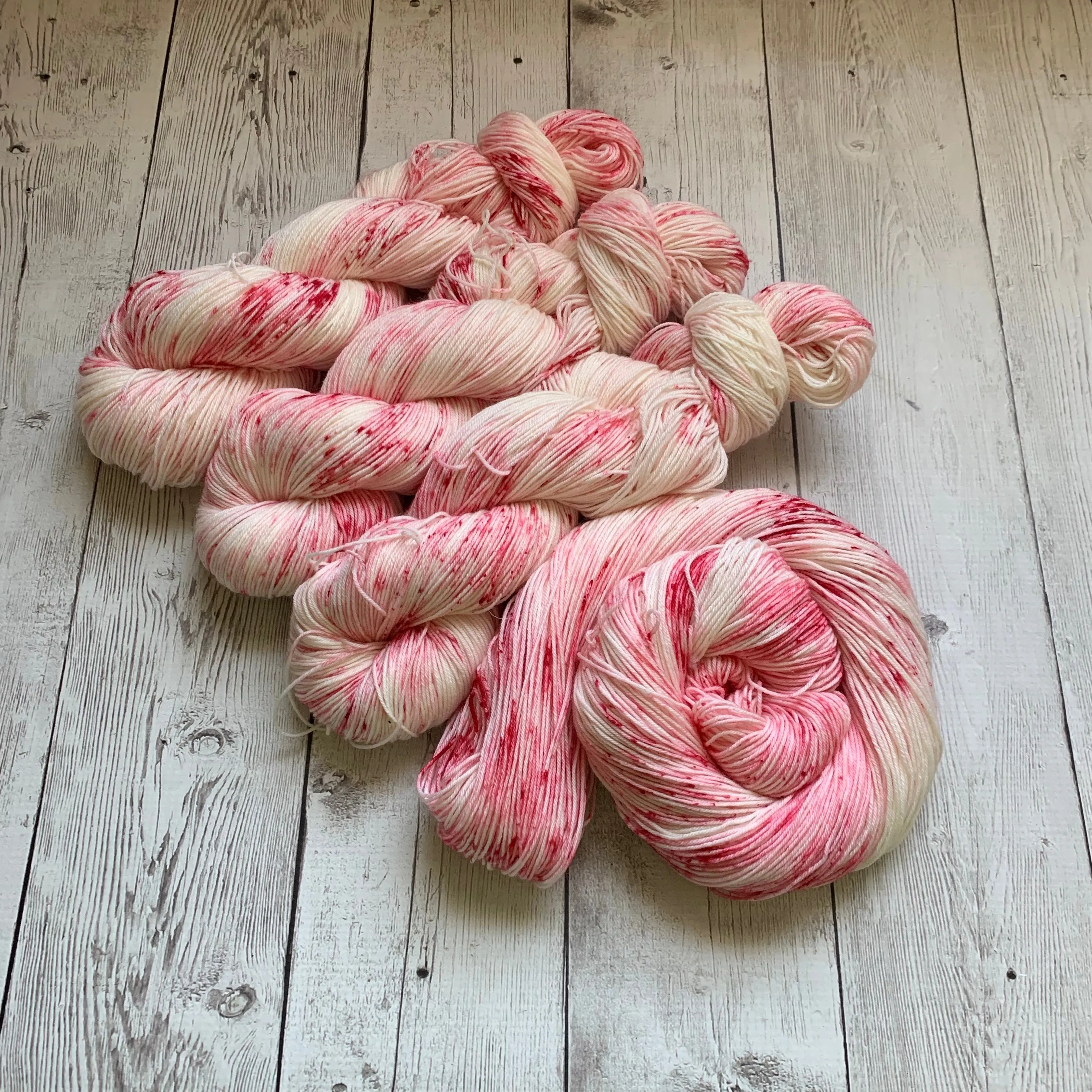 SOCK WEIGHT - RUBY Speckle -  Speckle Dyed - 463 yds 3.5 oz or 20 gr minis RTS (923)
