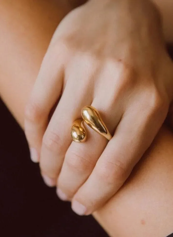 Soko - Twisted Dash Ring - Gold