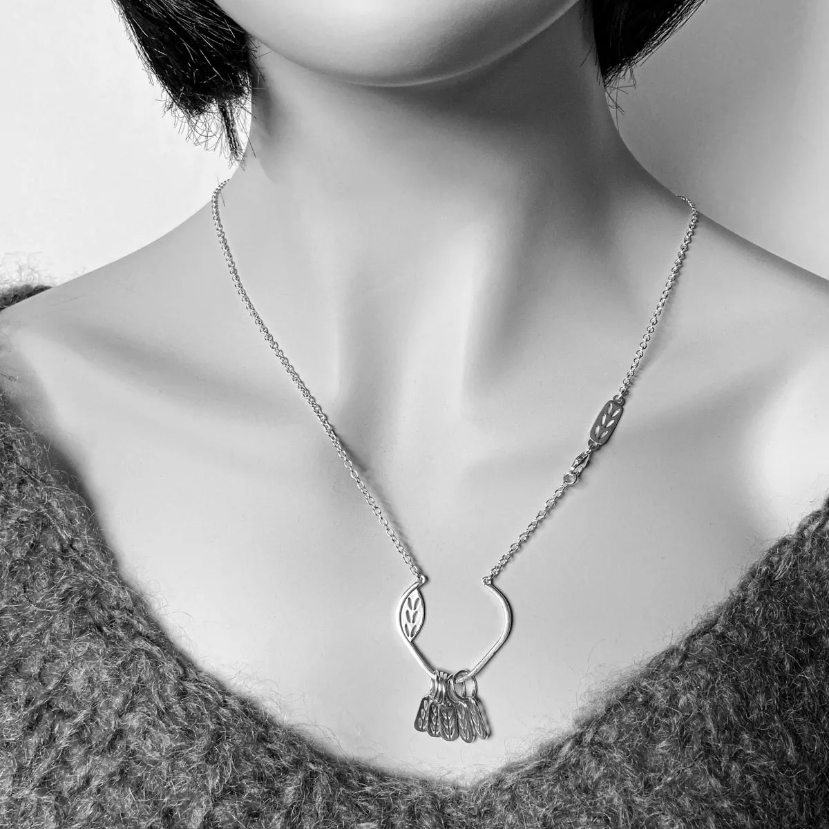 Sterling Silver Slip A Stitch Marker Necklace - Stockinette  Stitch Motif
