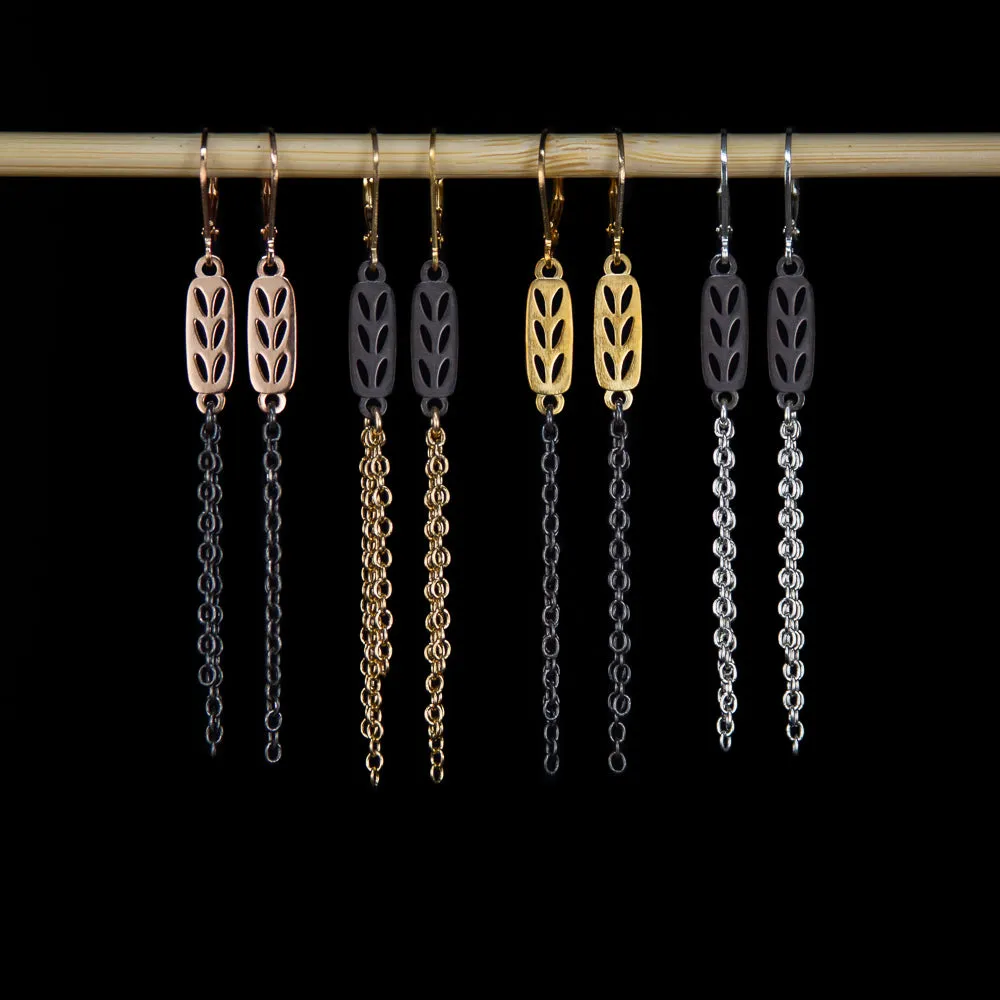 Stockinette Stitch Motif Earrings - Let Your Ends Hang Out Contrast Color-Rose Gold Stitches