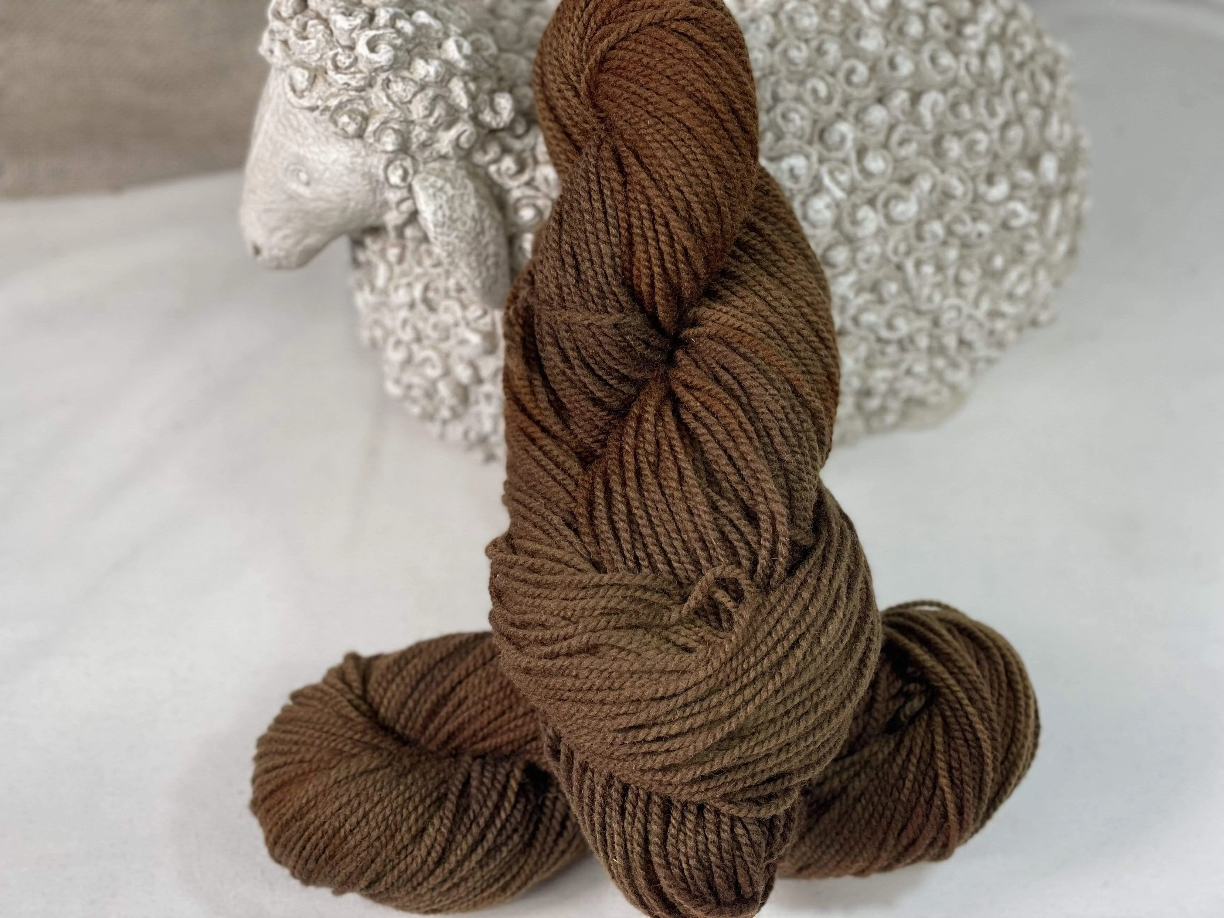 Studio Deep Dye - Everyone Loves Chocolate 2ply