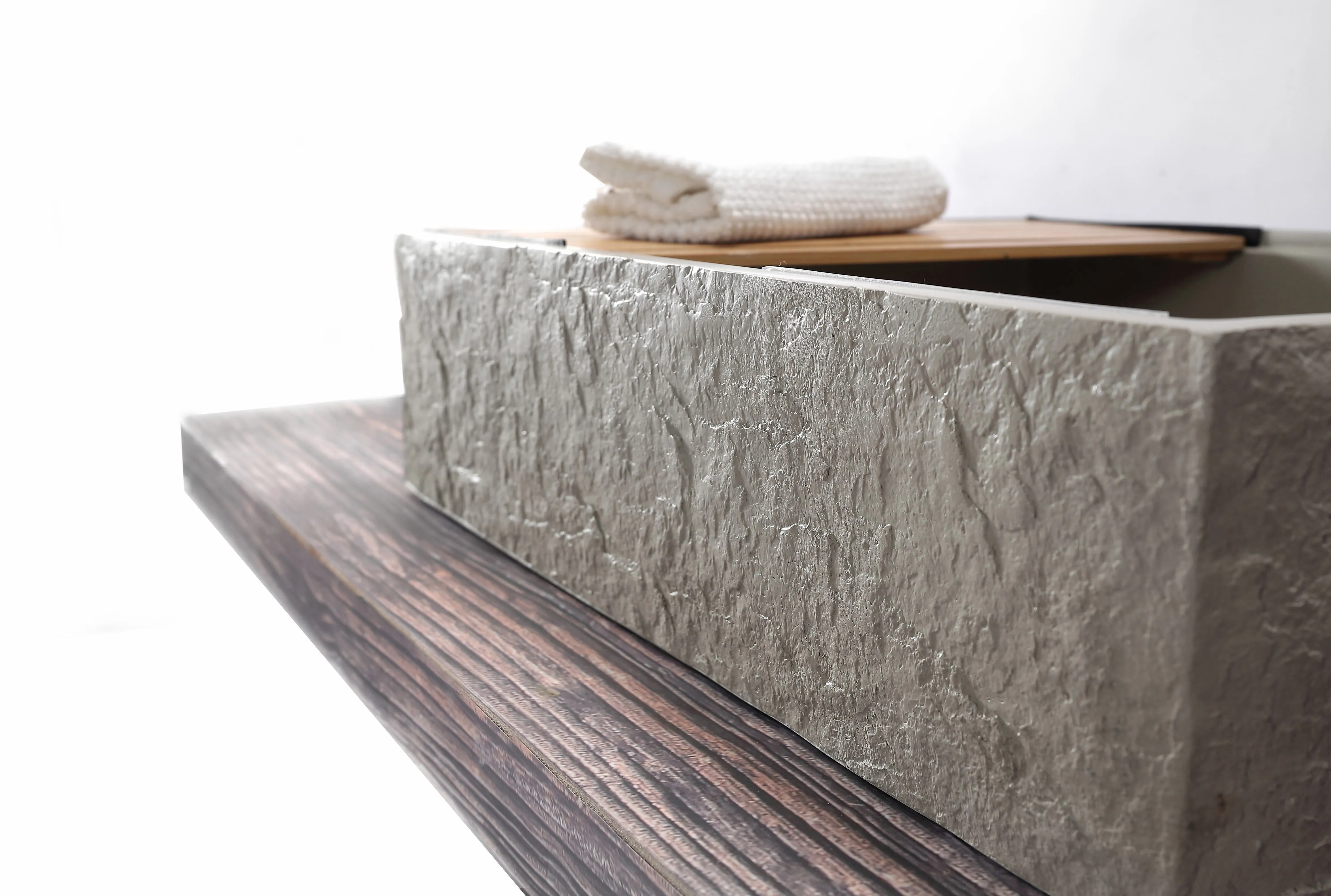 Textured Basin w/ Bamboo Cover - 505mm - B1160