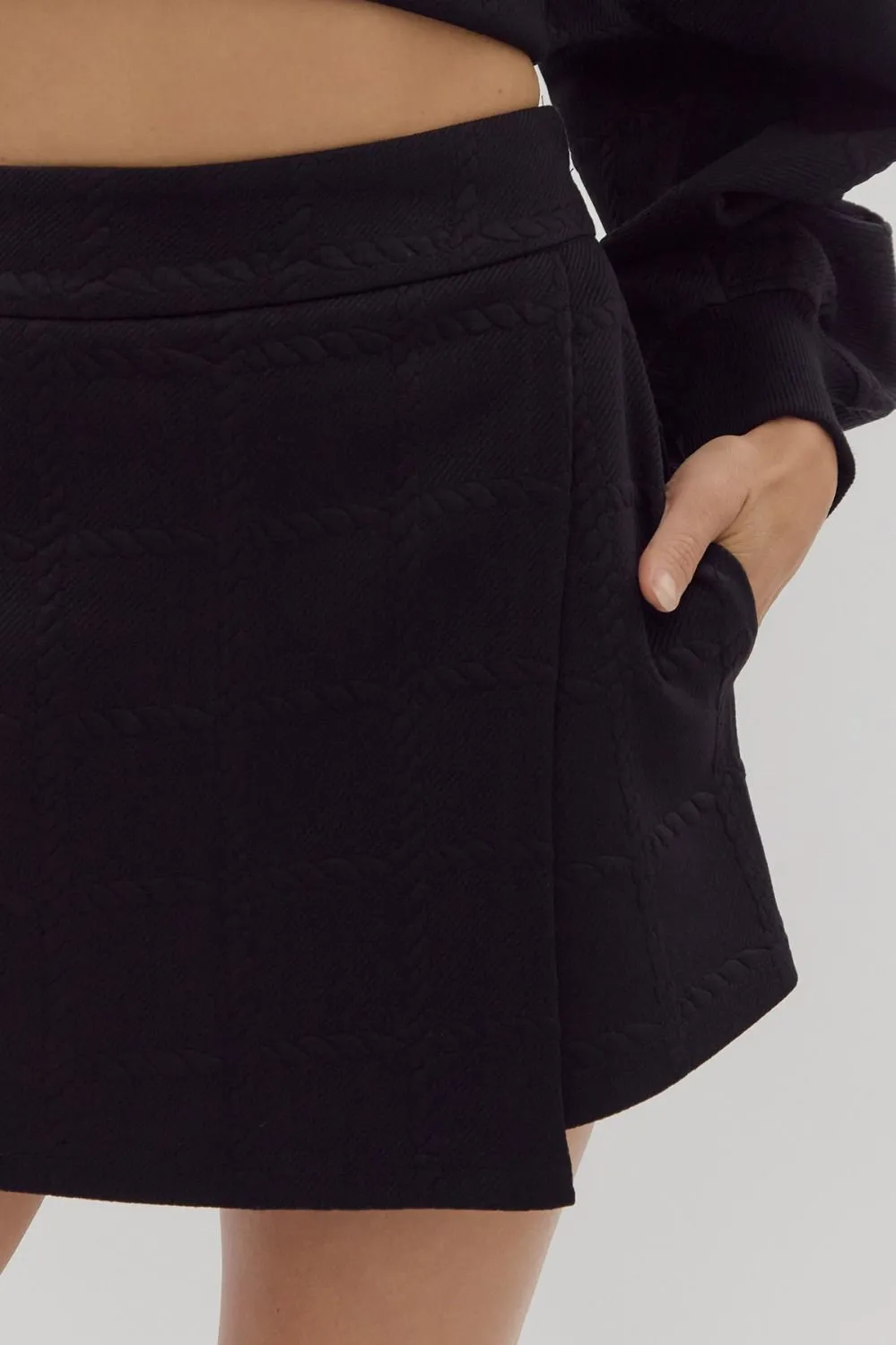 Textured Wrapped Skort {Black}