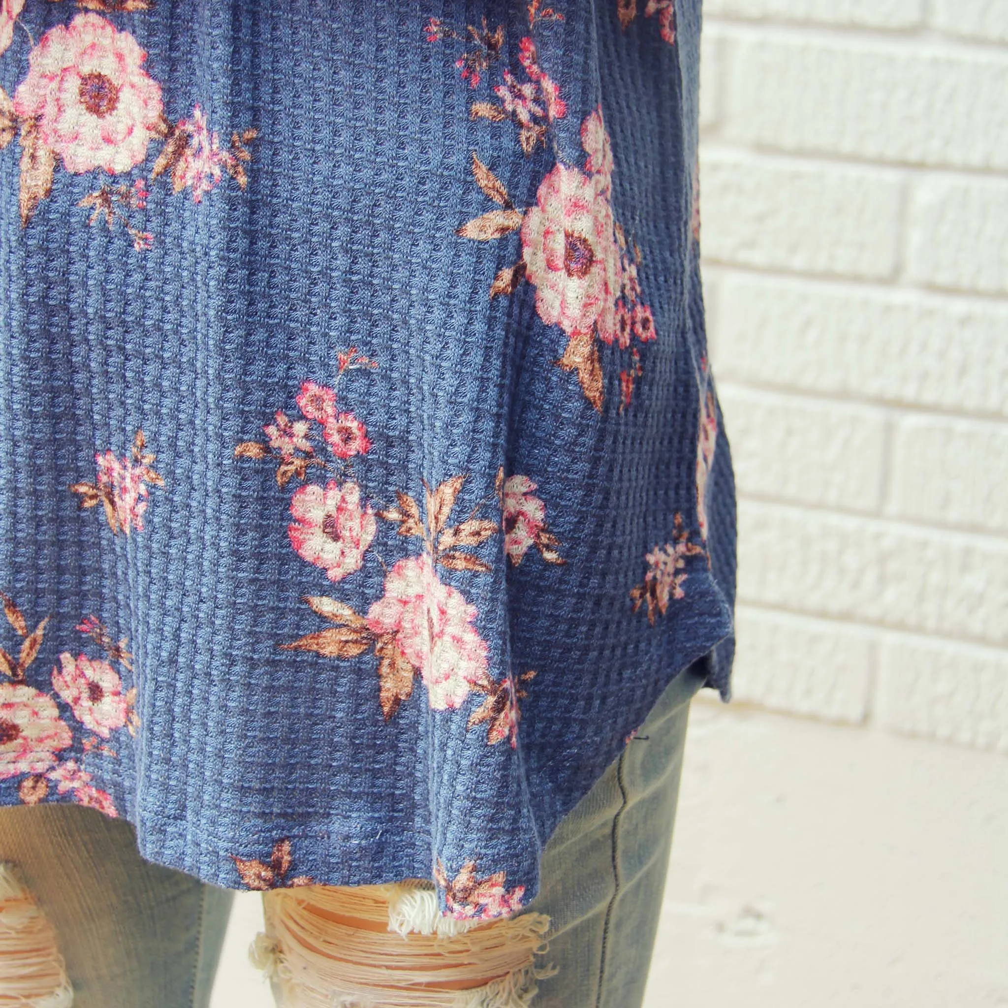 Thorn & Thicket Cozy Thermal in Blue