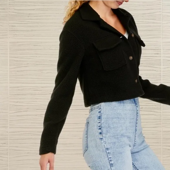 TRUE CRAFT Juniors' Sherpa Button-Front Shacket in Black