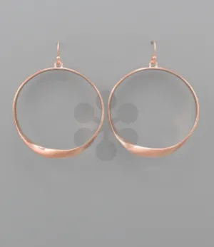 Twisted Metal Circle Earrings (Rose Gold)