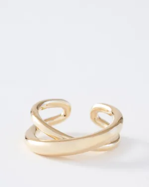 twisted ring