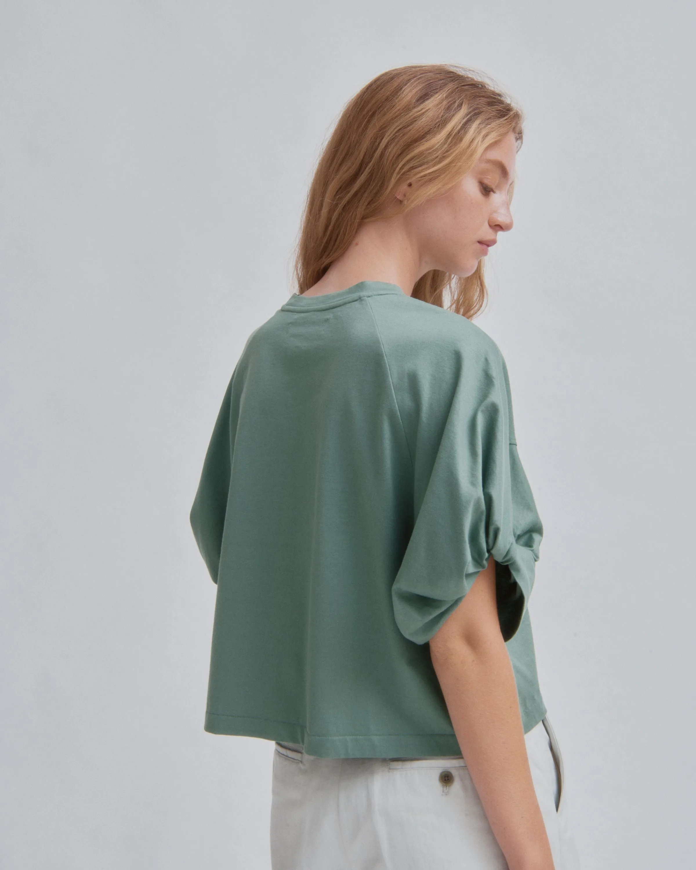 Twisted Sleeve Tee in Fern