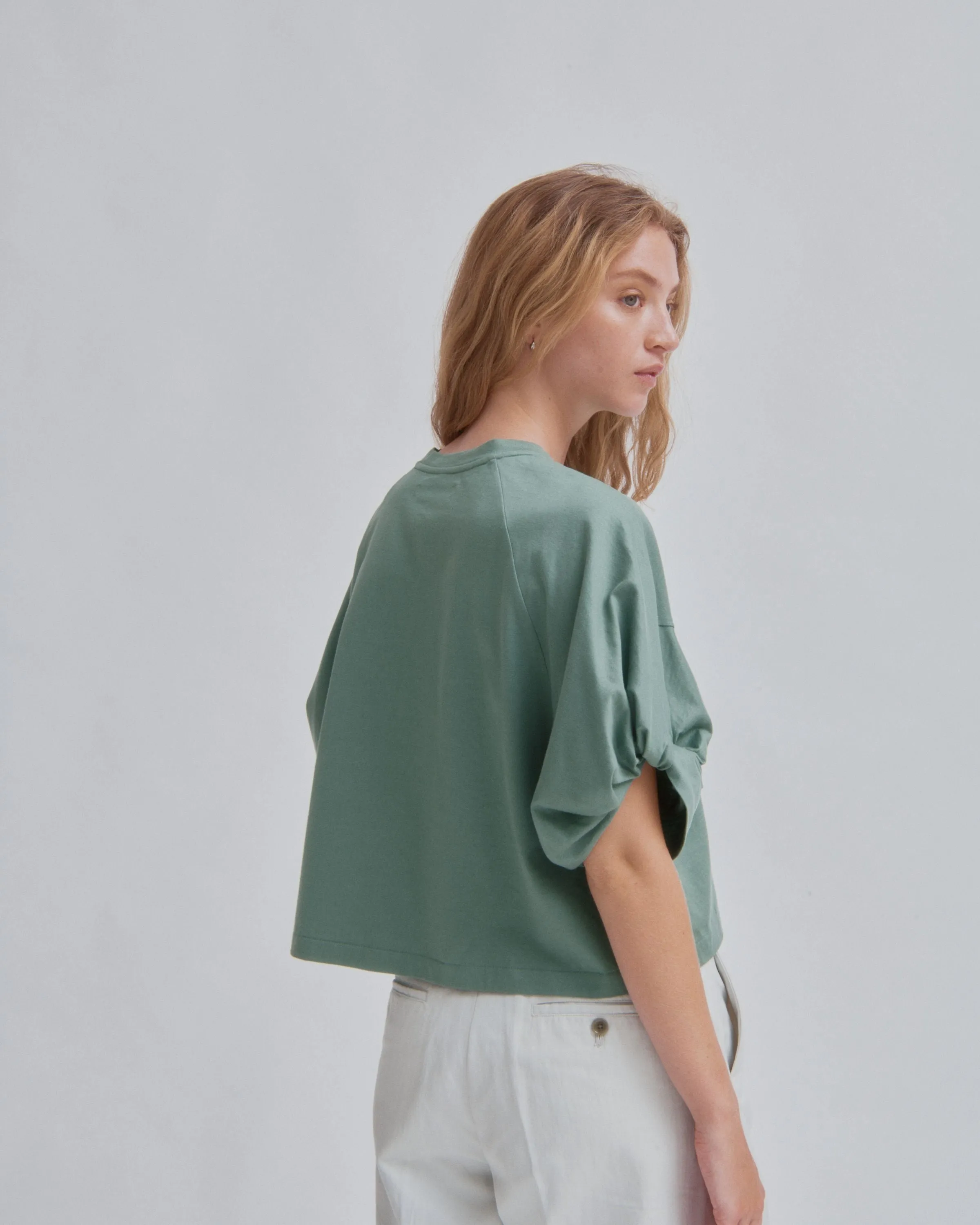 Twisted Sleeve Tee in Fern