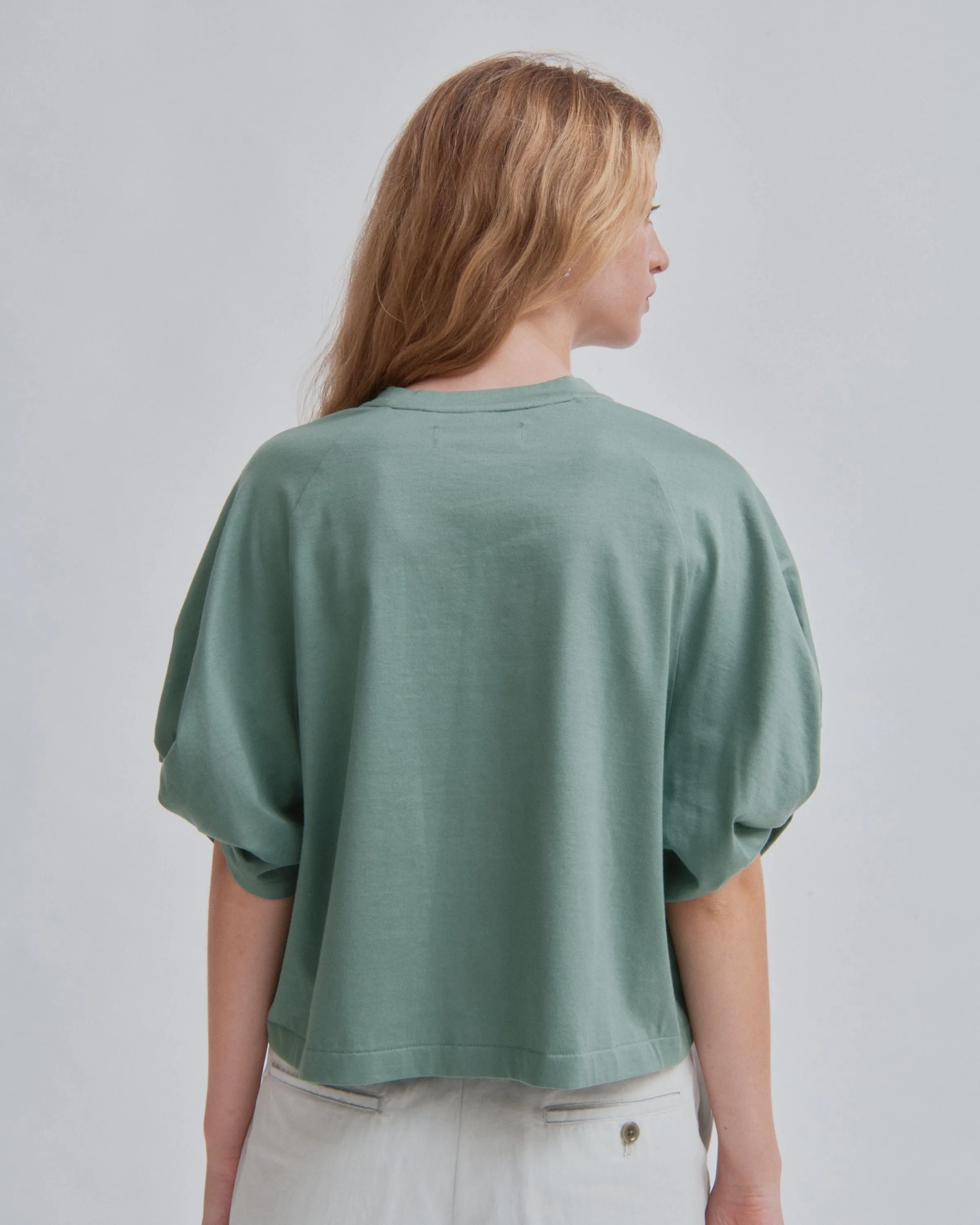 Twisted Sleeve Tee in Fern