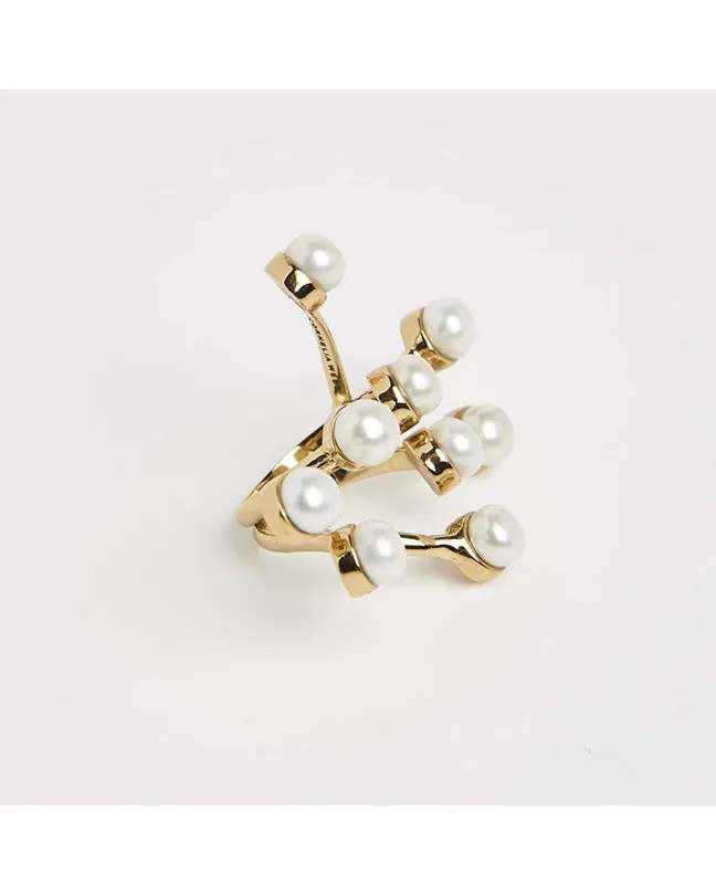 Twisted wire gold maxi ring with pearls