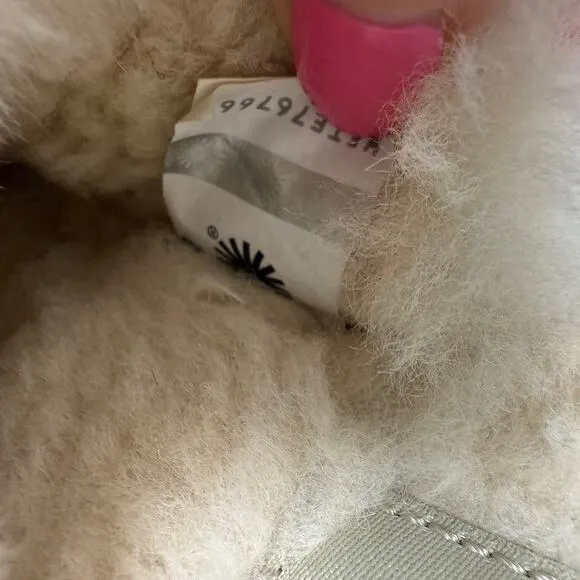 ugg cozy II slipper 10C