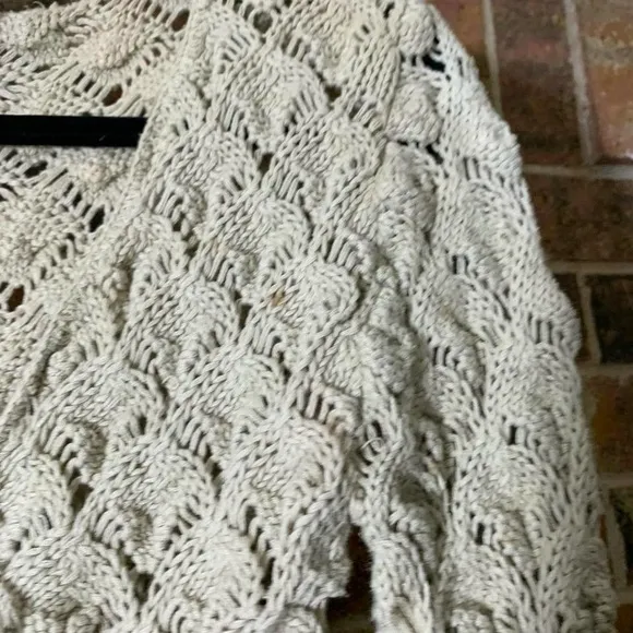 Vintage 90’s Cream crochet cardigan with ruffle sleeves and tie front