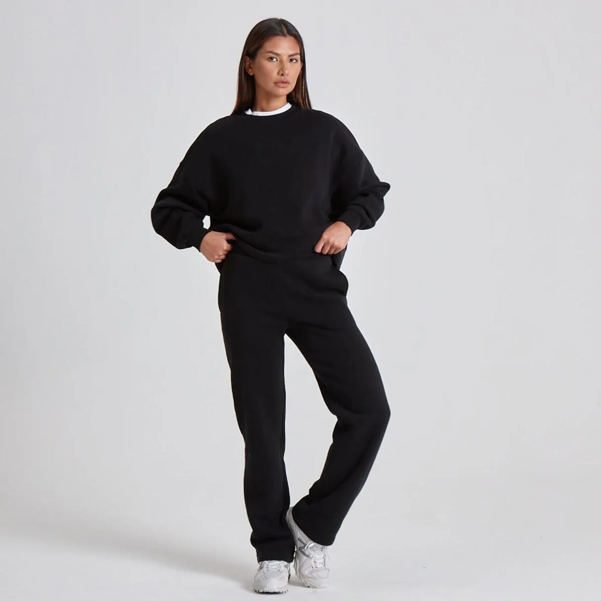 WIDE LEG JOGGERS - BLACK
