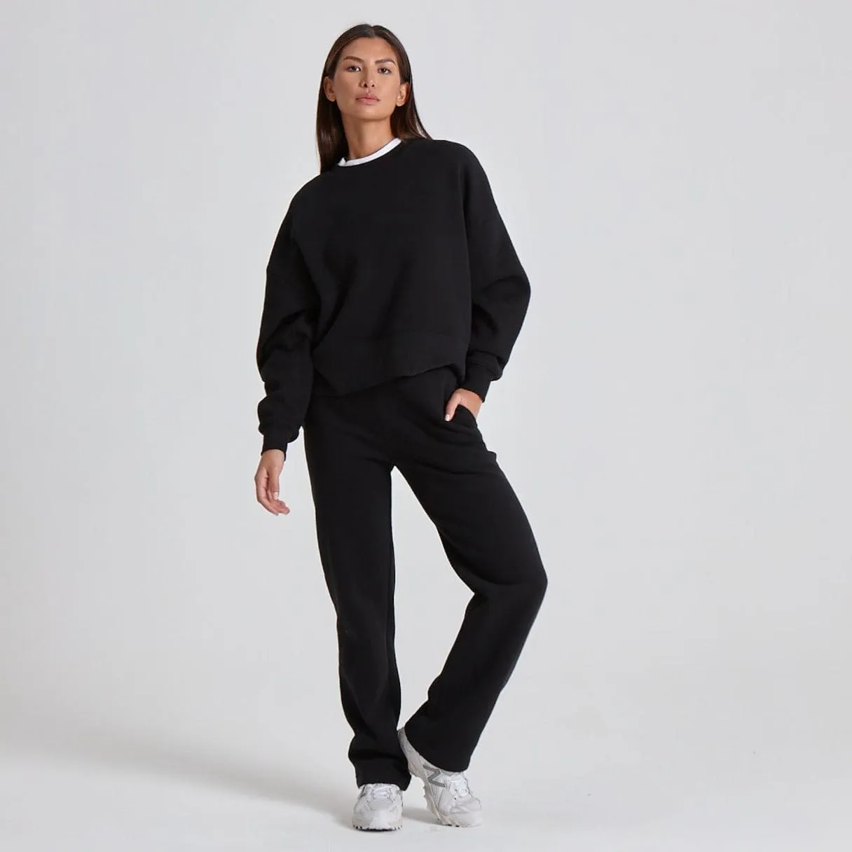 WIDE LEG JOGGERS - BLACK