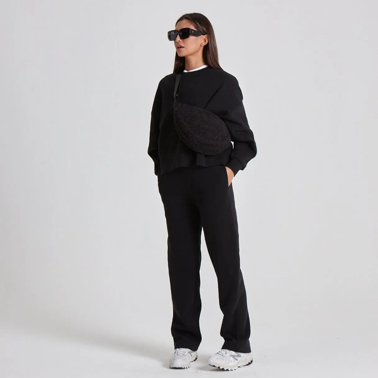 WIDE LEG JOGGERS - BLACK