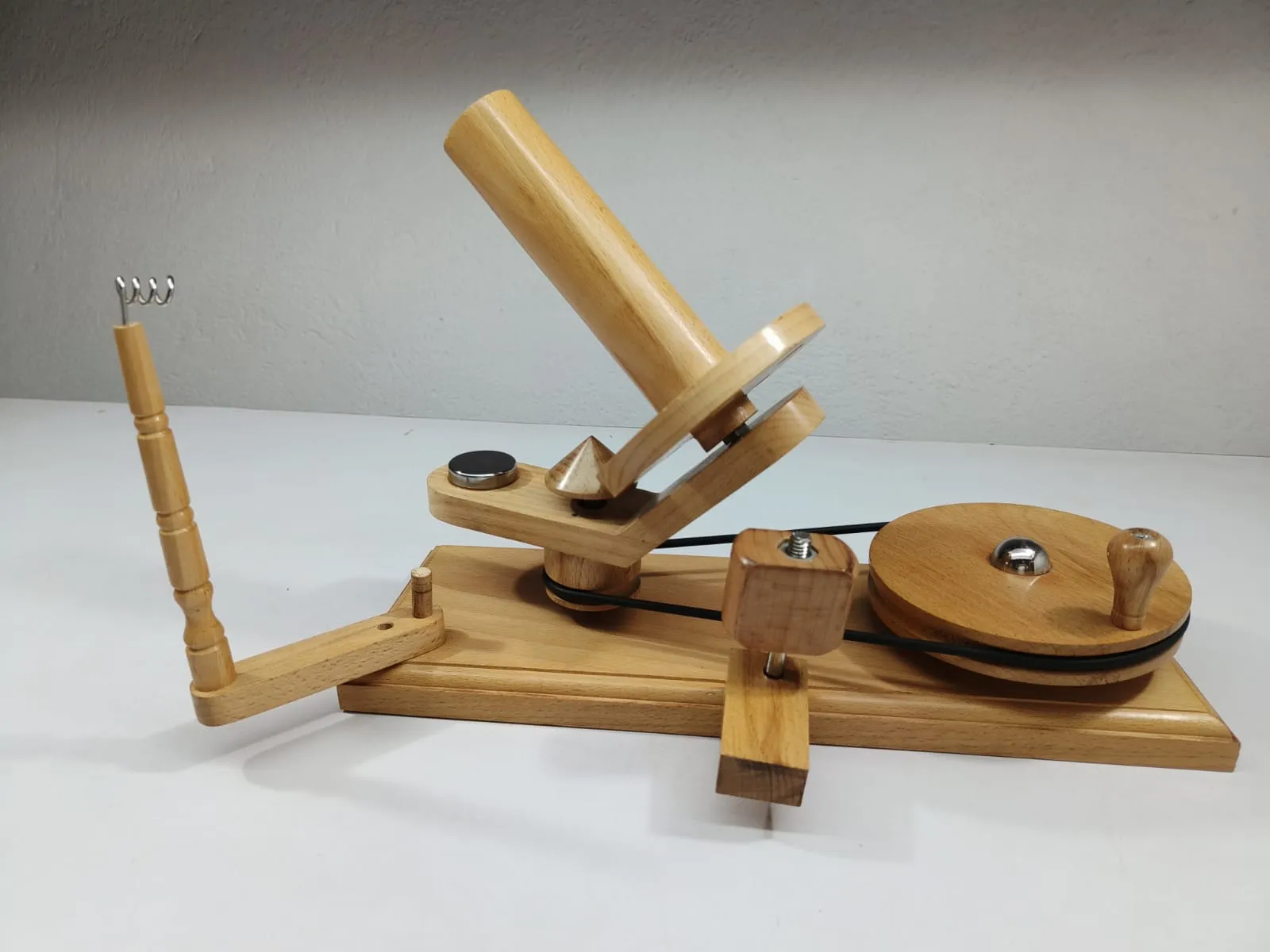 Yarn Balls Swift Winder - LB