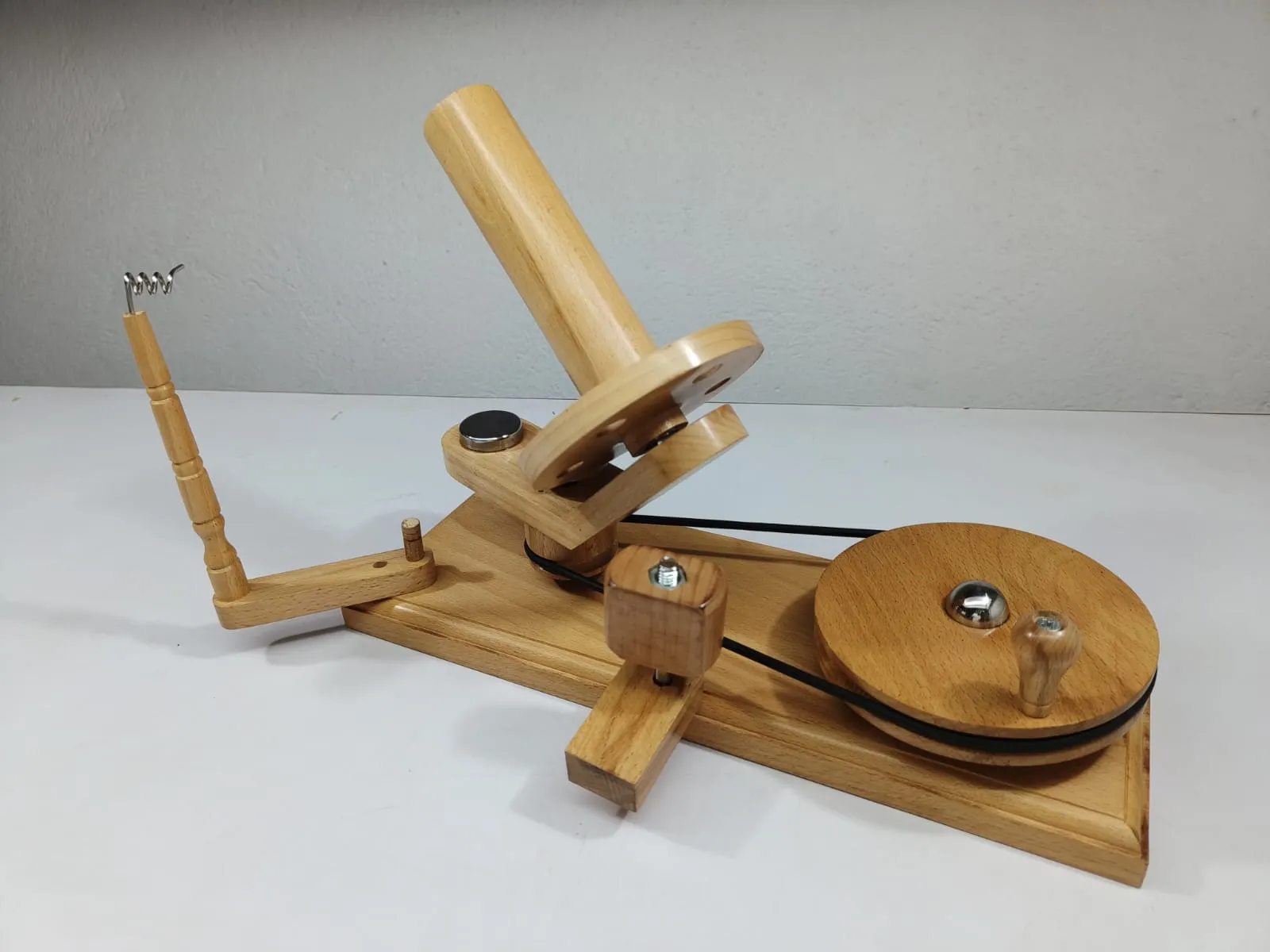 Yarn Balls Swift Winder - LB