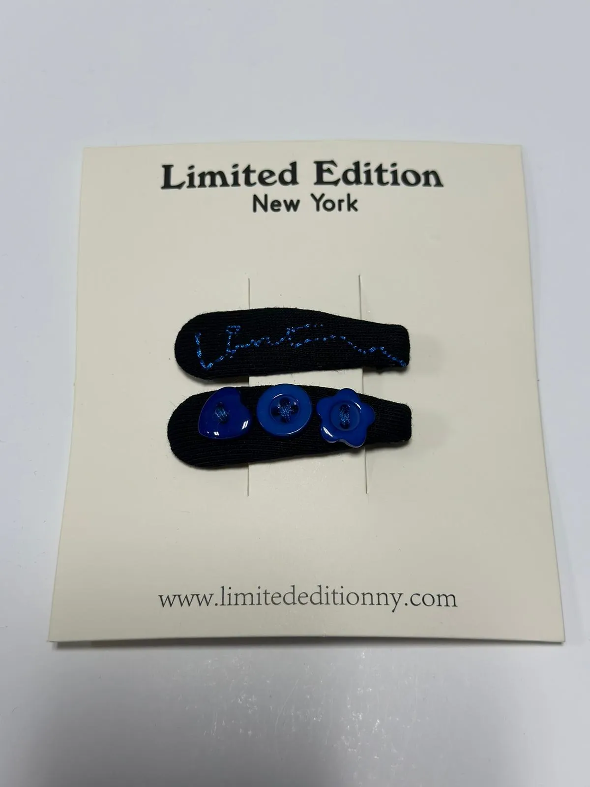 Yarn Stitched Designed 2 Pack Clip-Black